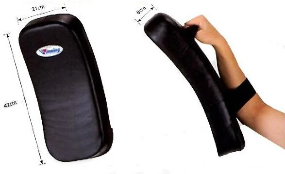 Winning Kick Mitt Curved Type - Image 2
